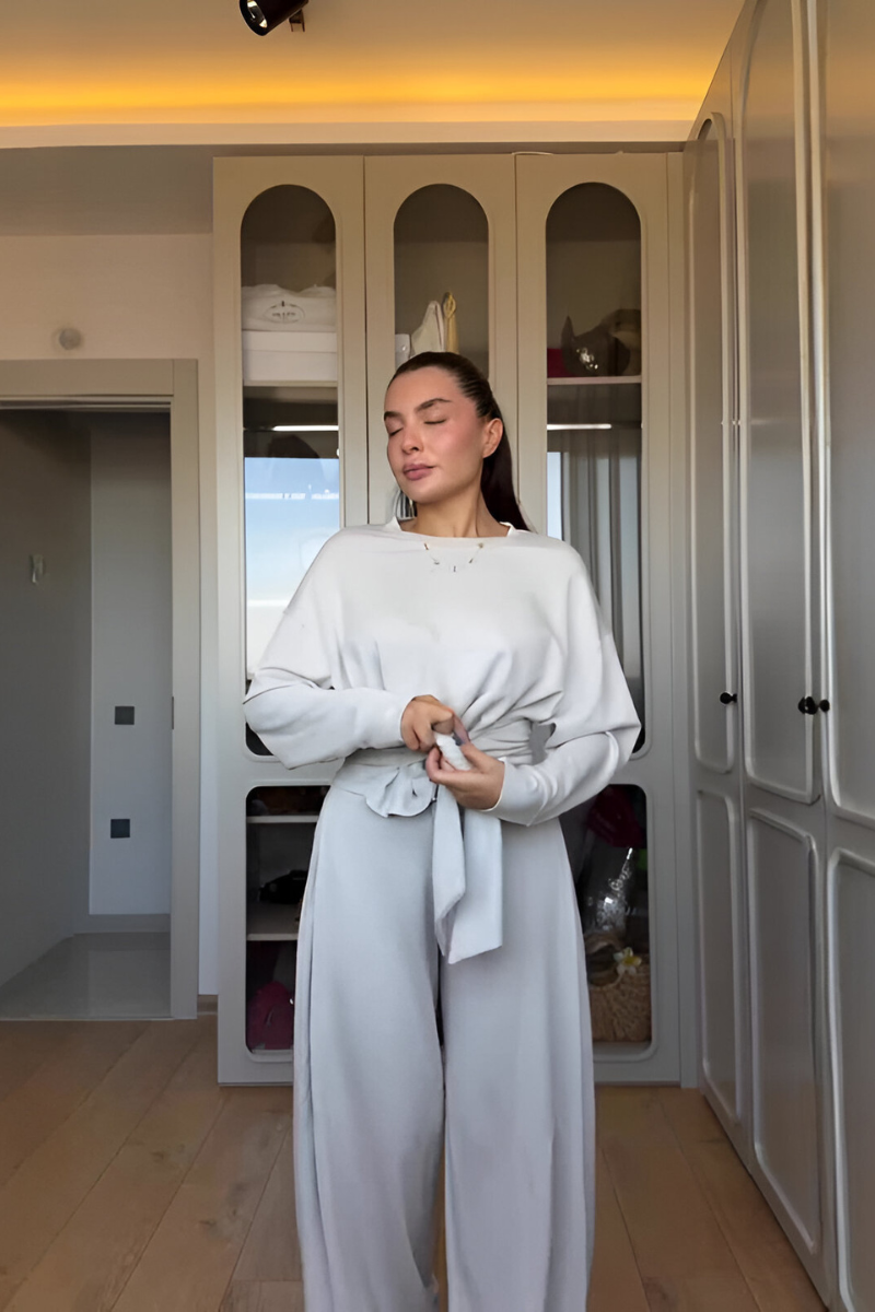 Arvia™ | Ensemble lounge chic avec détail nœud