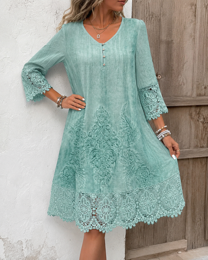 Lina™ | Robe midi en dentelle qui flatte la silhouette et camoufle le ventre