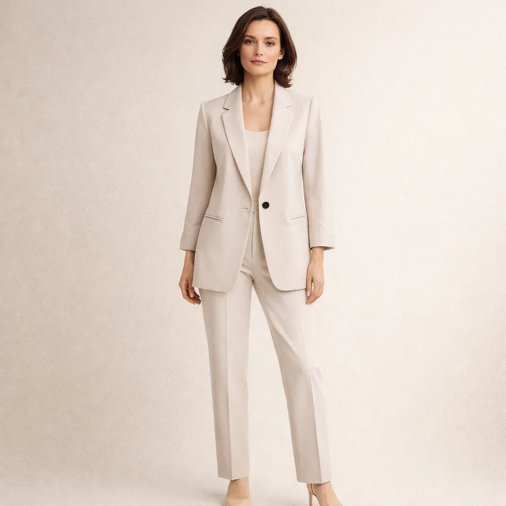 Veronica™ | Ensemble de Costume Classique Élégant