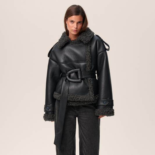 Aris™ | Veste chic en peau lainée avec ceinture