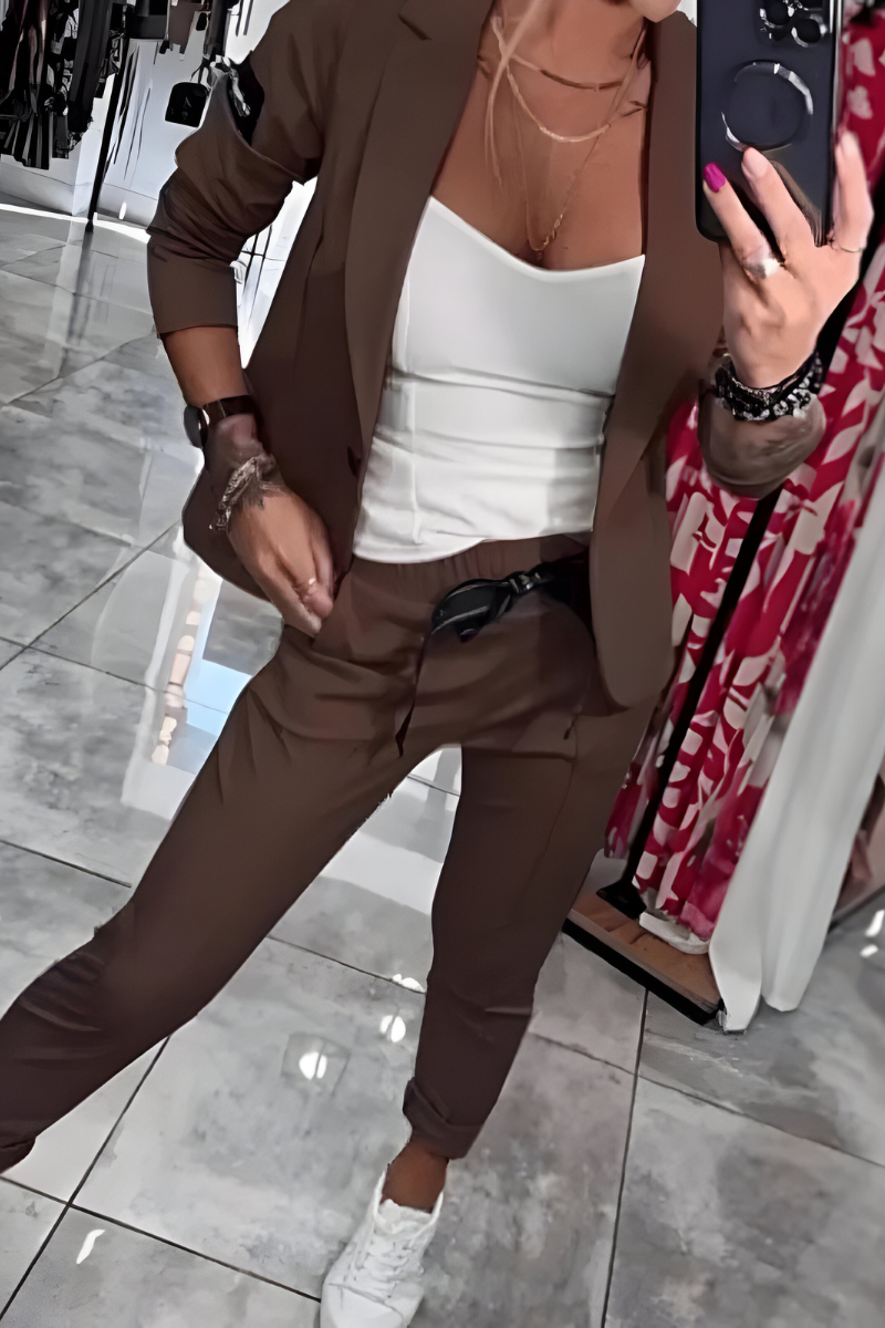 Neris™ | Costume moderne élégant en deux pièces